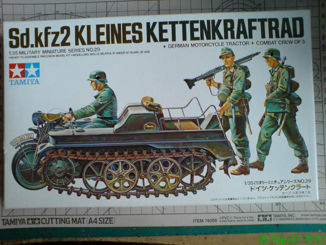 Rubicon Kettenkrad SdKfz 2 Mit Anhänger 1/56 - WWII Modellbausatz